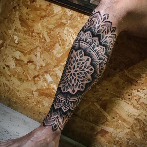 Ornamental tattoo by @tommbirchtattoo in Manchester