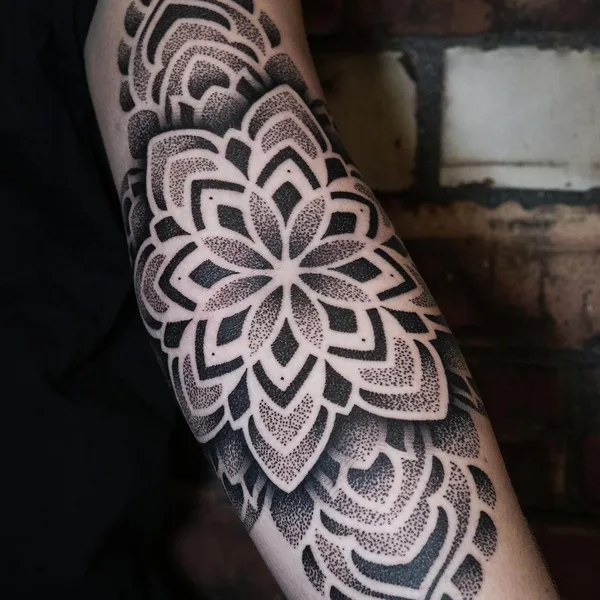 Ornamental tattoo by @tommbirchtattoo in Manchester
