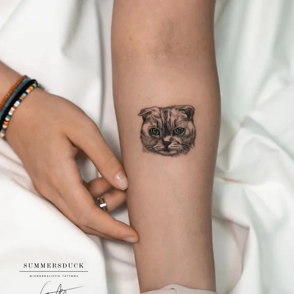 Micro Realism tattoo by Анна Селезнева in Moscow
