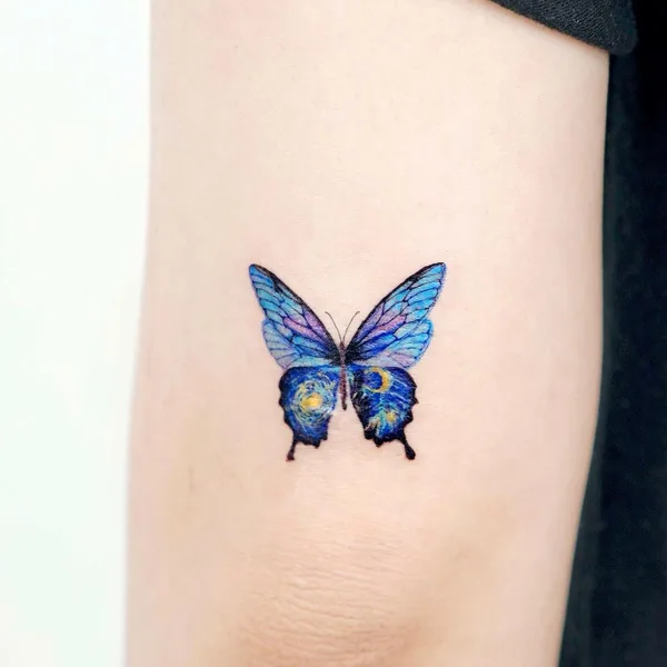 Feminine tattoo by Tilda Tattoo in Seoul