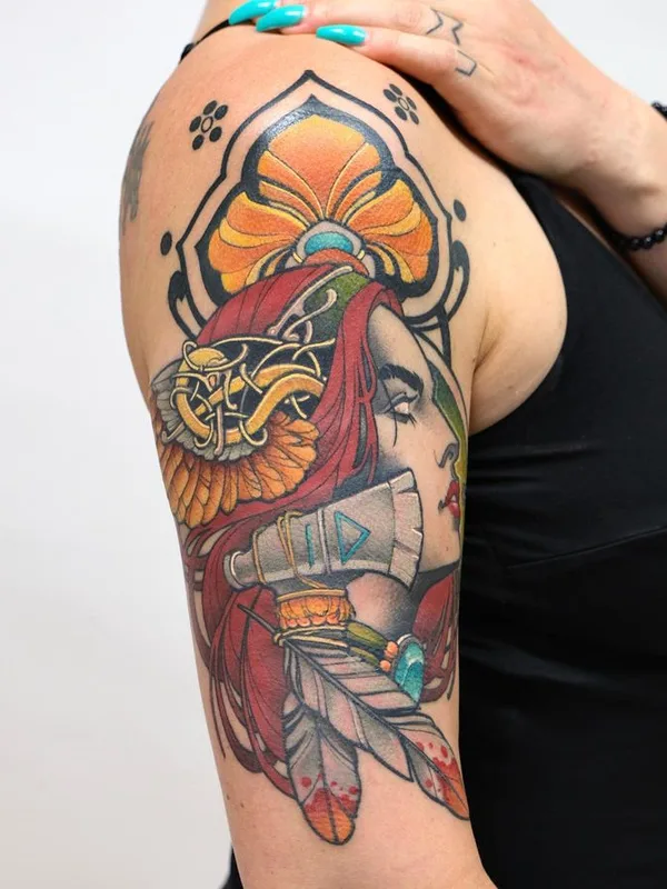 female color neo traditional tatouage sur upper arm #67452 | Artiste tatoueur JÓN PÁLL