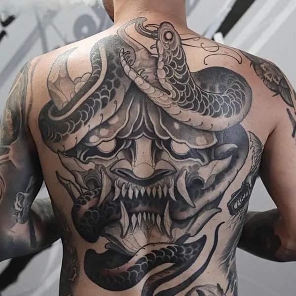 Нео традиционная tattoo by Sławek Pawlik in Reykjavík