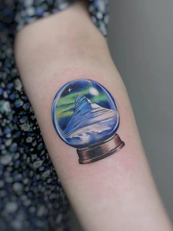color realism tattoo auf forearm #67525 | Tätowierer Martyna Popiel
