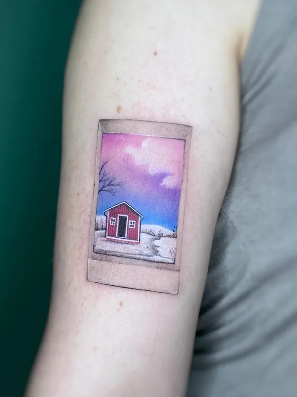 color illustrative tattoo auf upper arm #67532 | Tätowierer Martyna Popiel
