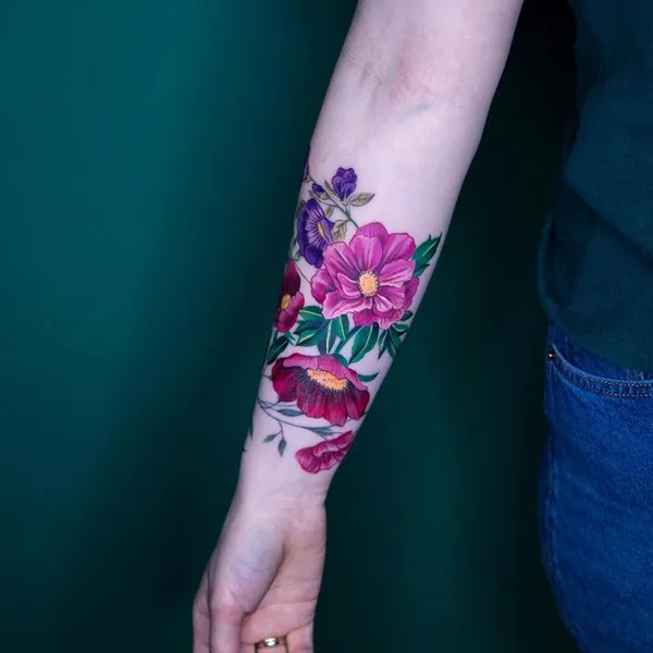 Botanical tattoo by Magdalena Bujak in Katowice