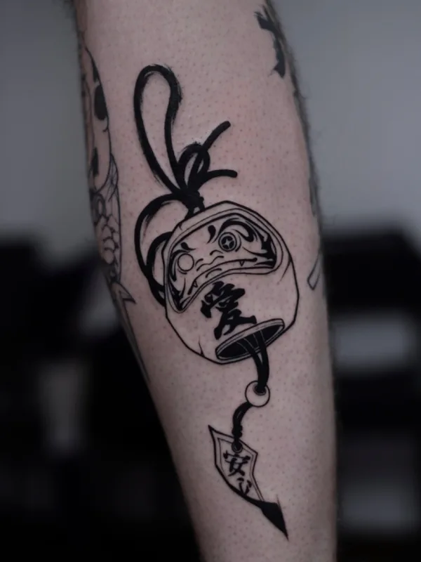 black blackwork татуировка на calf #69868 | Тату мастер Tattoo.from_nana
