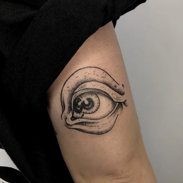 Graphic tattoo by George Pronin in Tbilisi