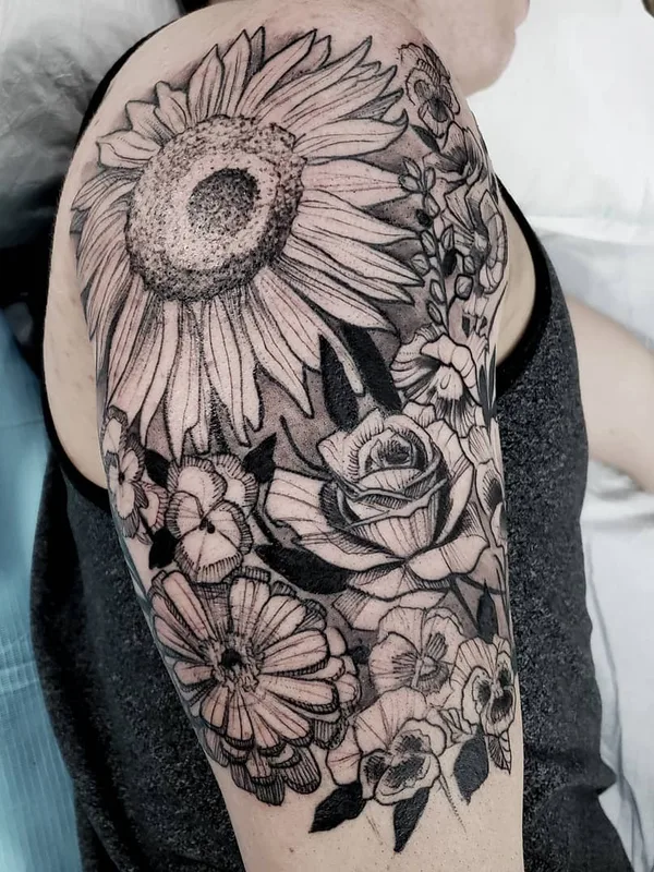 black and grey blackwork татуировка на full sleeve #27741 | Тату мастер Mike Riina
