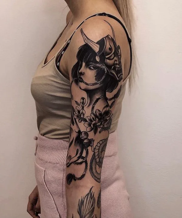 female black and grey japanese tatouage sur full sleeve #49404 | Artiste tatoueur Никита Сушков