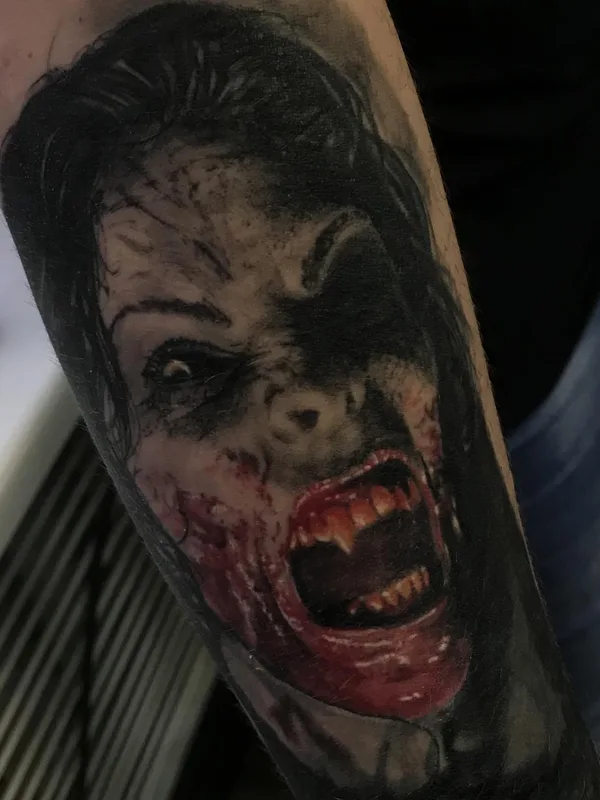 color realism tattoo auf forearm #49432 | Tätowierer Марковин Максим