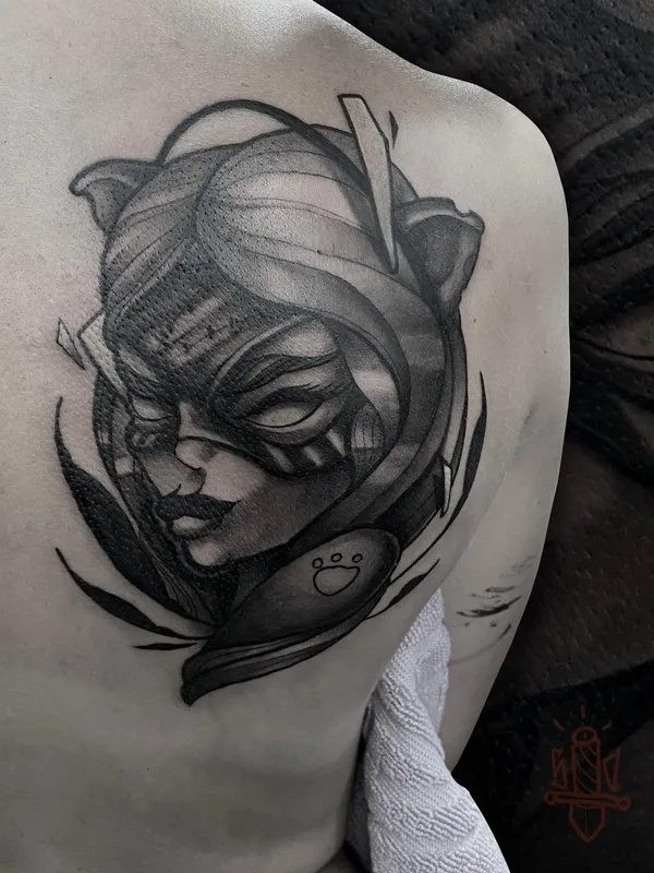 black and grey black and grey Tatuaggio su shoulder blade #49483 | Tatuatore Сергей Донской