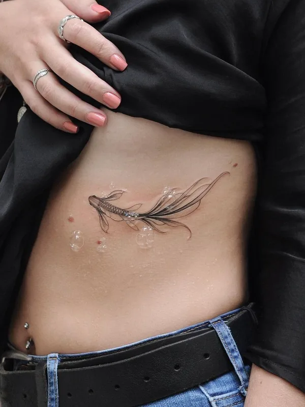 female black and grey fineline Tatuaggio su ribcage #41012 | Tatuatore Анастасия Слуцкая