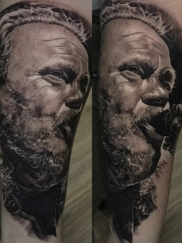 black and grey realism Tatuaggio su forearm #71782 | Tatuatore Тимофей Никульшин
