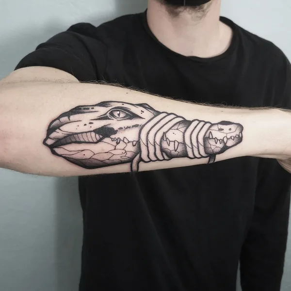 Dotwork tattoo by Christian Eisenhofer in Munich