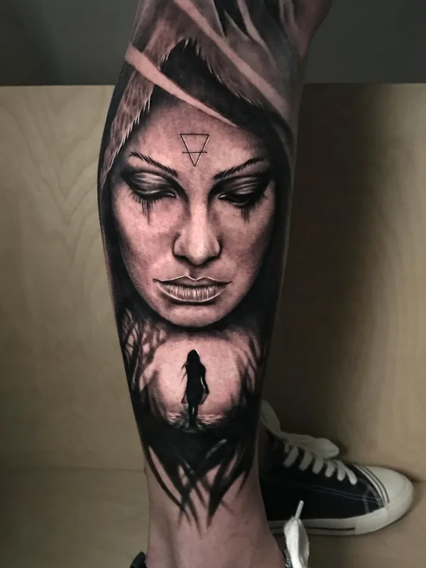 black and grey realism tatuaje en calf #57986 | Tatuador Sneg Tattoo