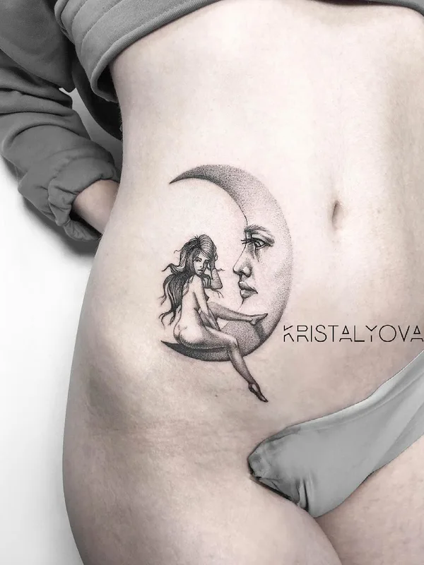 female black and grey sketch 타투 부위 hip #58063 | 타투이스트 Кристалева Маргарита