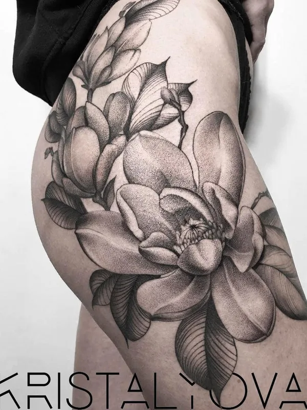 female black and grey black and grey 타투 부위 thigh #58067 | 타투이스트 Кристалева Маргарита