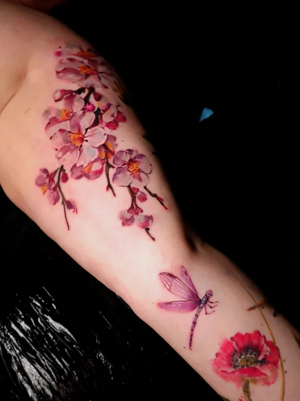 color watercolor tatuaje en forearm #72698 | Tatuador Diana Ivashkevich