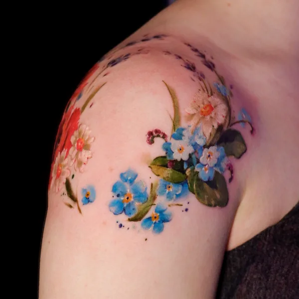 Feminine tattoo by Diana Ivashkevich in Bautzen