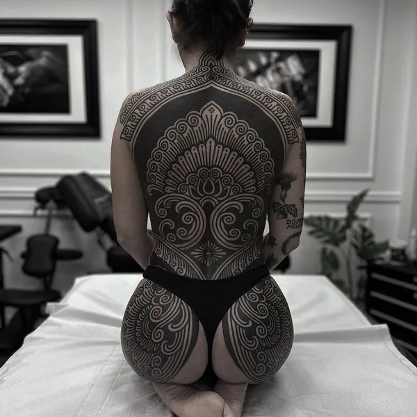 Ornamental tattoo by ARTURO TEROL in Valencia