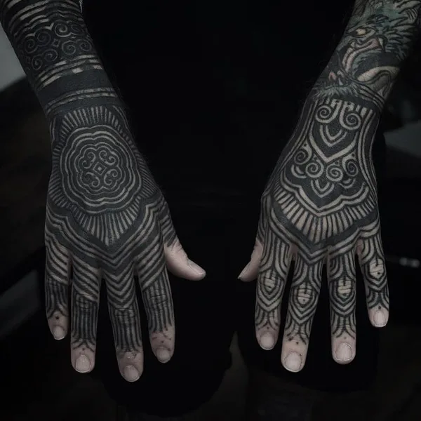 Ornamental tattoo by ARTURO TEROL in Valencia