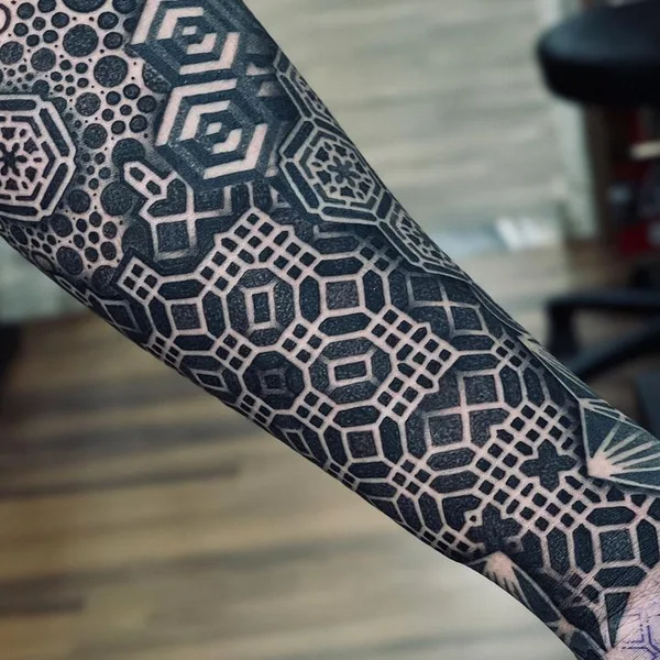 Ornamental tattoo by Eric Stricker in Barcelona