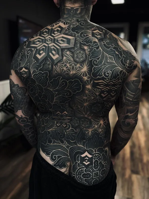 male black blackwork татуировка на full back #72717 | Тату мастер Eric Stricker