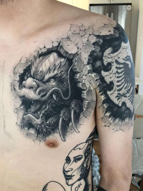 male black and grey realism татуировка на chest #22455 | Тату мастер Heng Yue（岳阳新刺客)