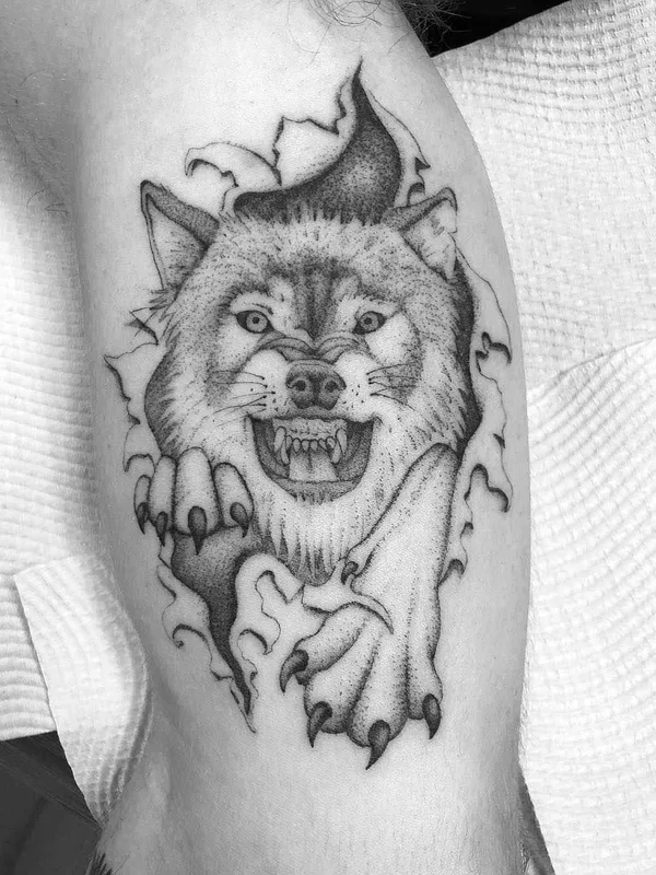 black and grey black and grey tattoo auf forearm #20087 | Tätowierer Stefan Spider Sinclair