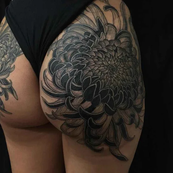 Traditional tattoo by Richard Warnock in Auckland