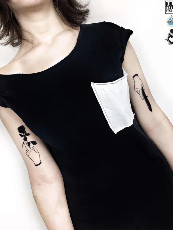 female black blackwork tattoo auf forearm #21227 | Tätowierer Ufo Tattoo