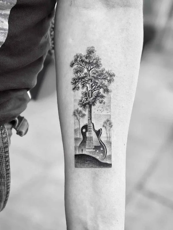 black and grey blackwork tatouage sur forearm #19833 | Artiste tatoueur John Monteiro
