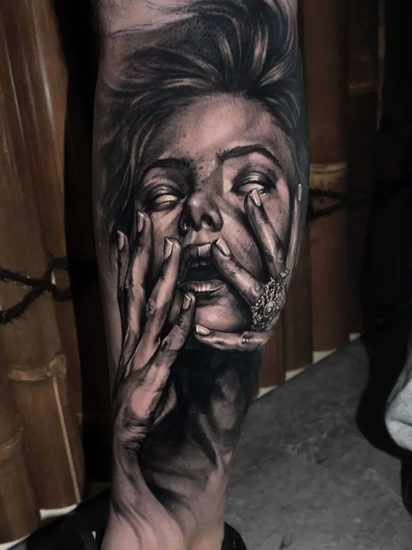 female black and grey realism татуировка на forearm #21198 | Тату мастер Jayden Pengilly