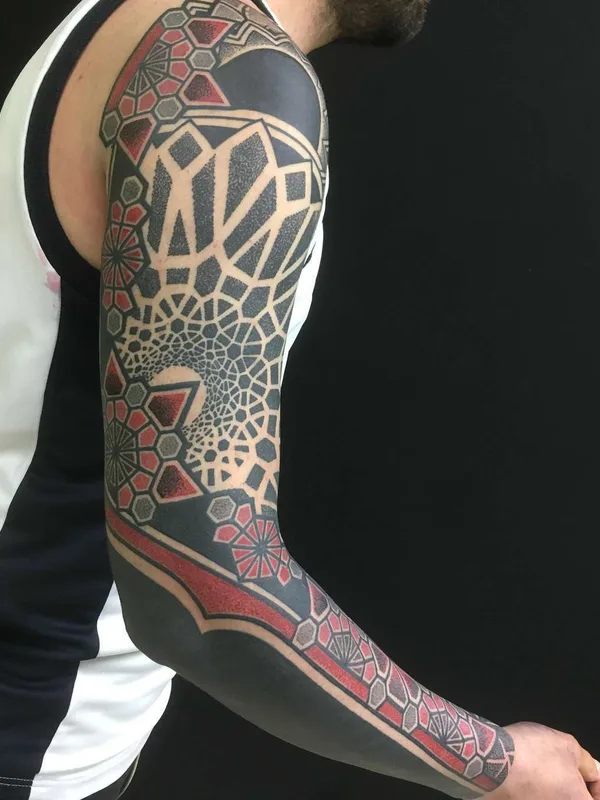 color geometric татуировка на full sleeve #21531 | Тату мастер Pierluigi Deliperi