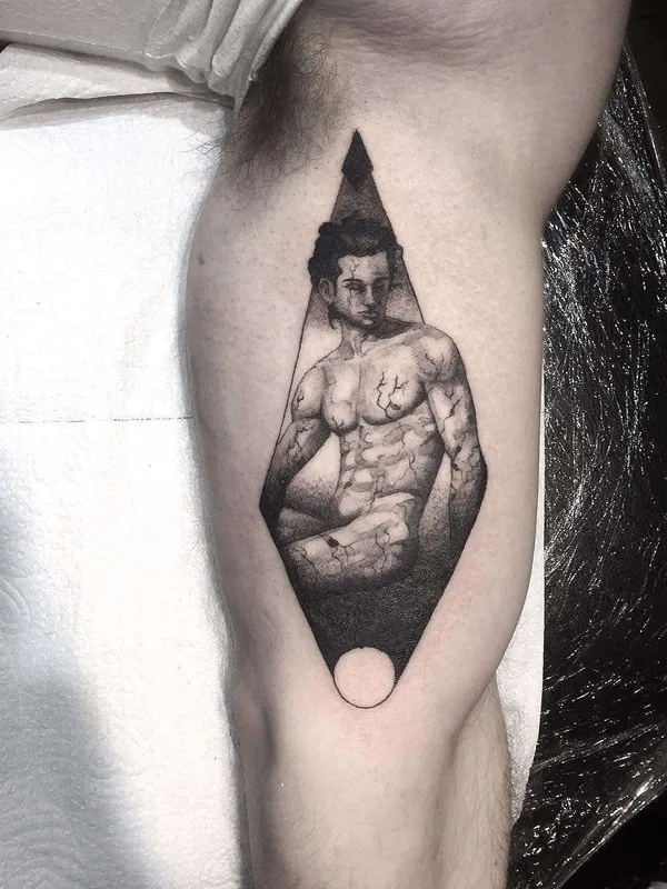 male black and grey realism Tatuagem em thigh #21267 | Tatuador Ronan Duarte