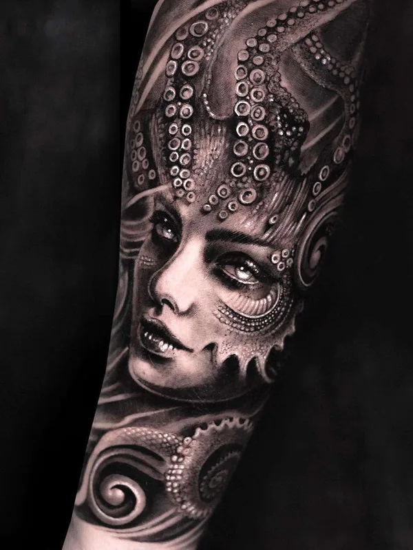 female black and grey black and grey татуировка на forearm #22479 | Тату мастер Mumia