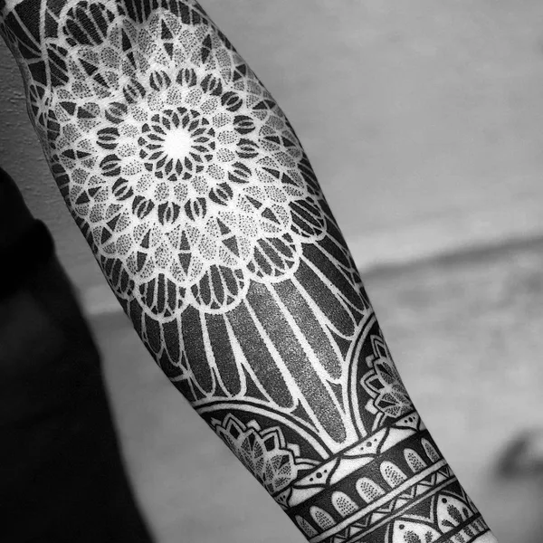 Dotwork tattoo by Caco Menegaz