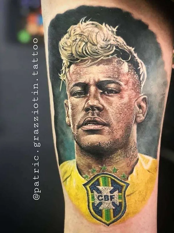 male color photorealism Tatuagem em thigh #21349 | Tatuador Patric Grazziotin