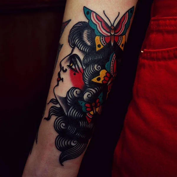 Traditional tattoo by Electric Martina