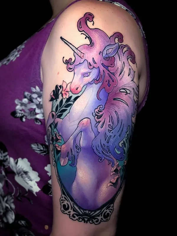 female color illustrative татуировка на upper arm #22987 | Тату мастер Carolyn Elaine