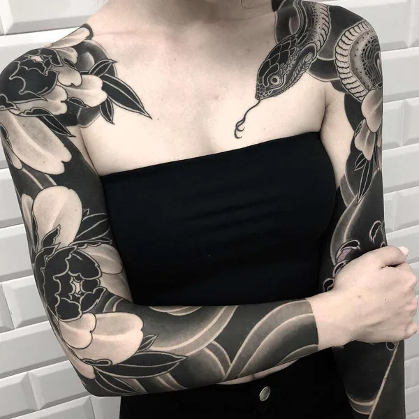 Traditional tattoo by Lupo HoriOkami