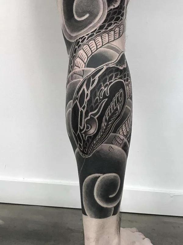 black and grey japanese tattoo on calf #22626 | Tattoo Artist Lupo HoriOkami