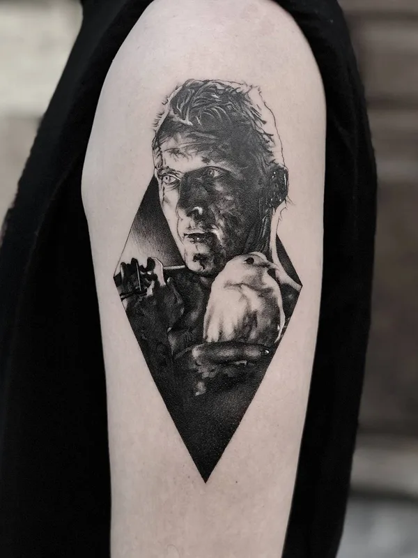 black and grey black and grey tattoo auf bicep #23015 | Tätowierer Victor del Fueyo de la Torre
