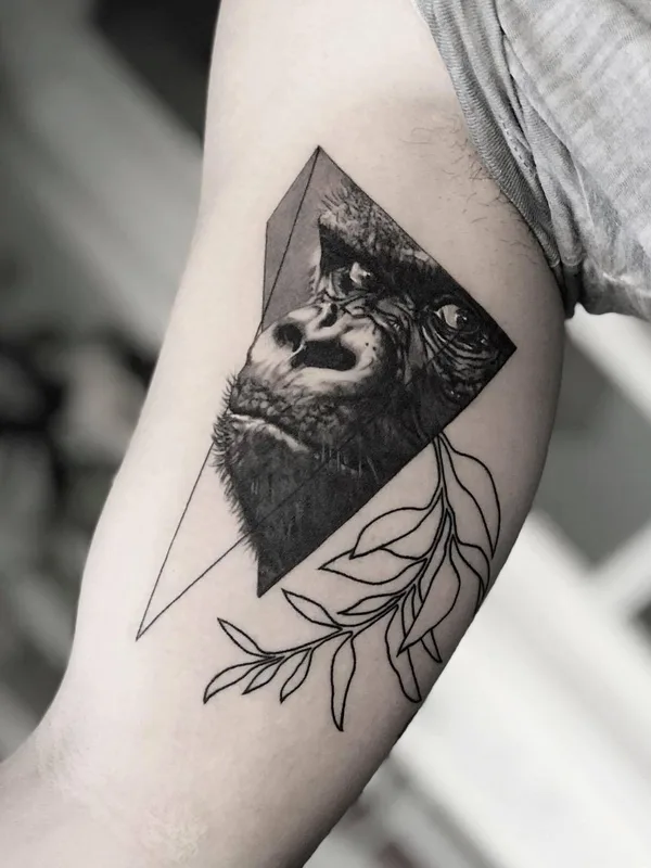 black and grey black and grey tattoo auf forearm #23010 | Tätowierer Victor del Fueyo de la Torre