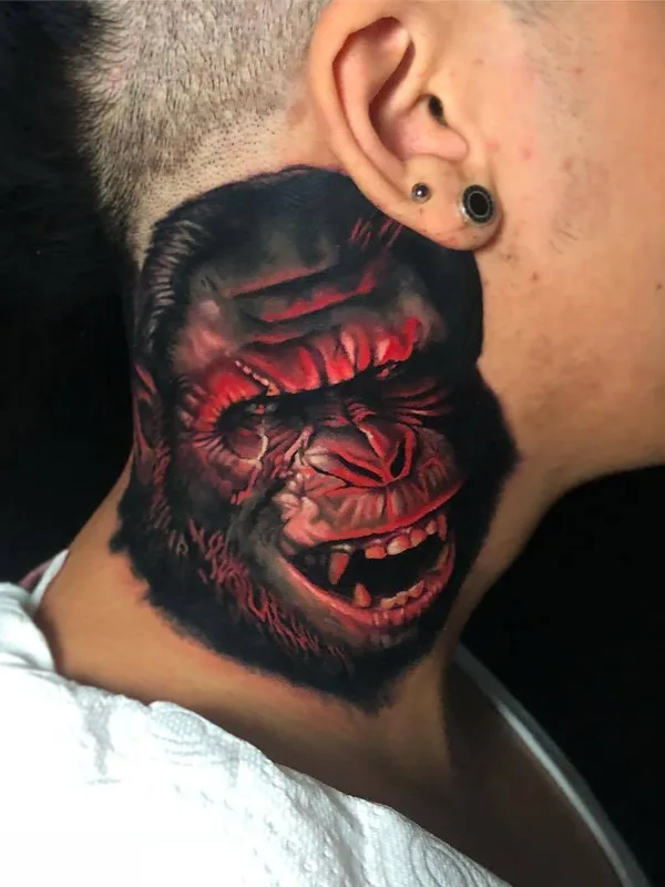 color realism tattoo auf neck #24634 | Tätowierer Kirsten Pettitt