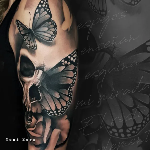 Portrait tattoo by Toni Nova in Barcelona