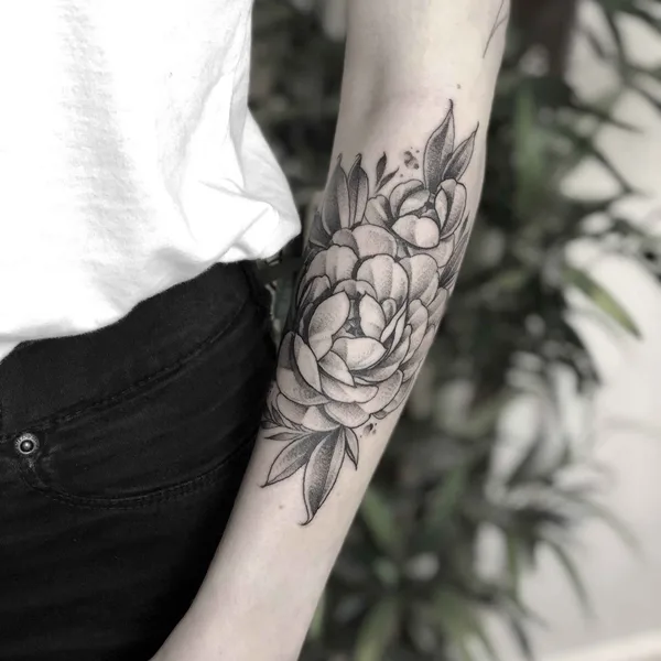 Dotwork tattoo by Taras Shtanko in Kyiv