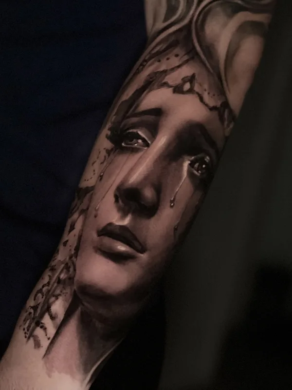 black and grey realism татуировка на forearm #75751 | Тату мастер Ivan Shipulin
