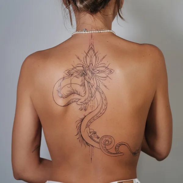 Лайнворк tattoo by Ирина Шмаринова in Москва