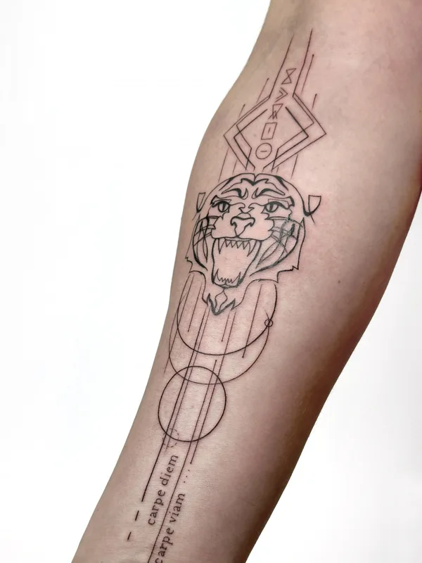 black linework татуировка на forearm #75996 | Тату мастер Yana VORO